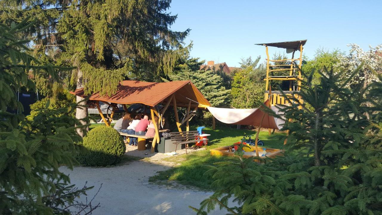 Ferienwohnung Niesky Esterno foto