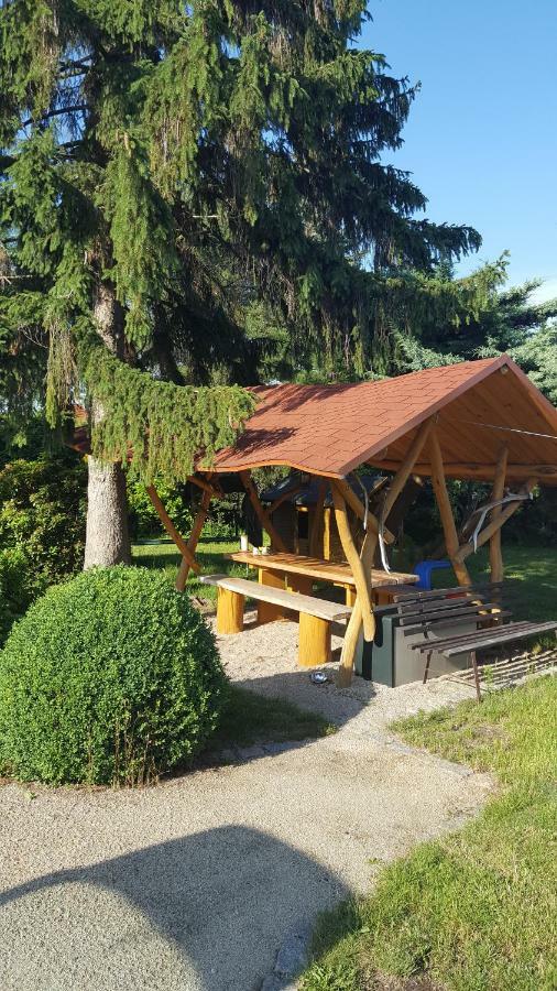 Ferienwohnung Niesky Esterno foto